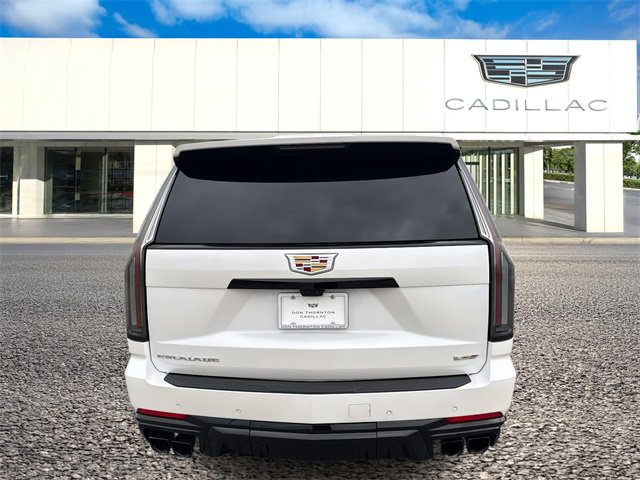 Certified 2025 Cadillac Escalade ESV V image 3