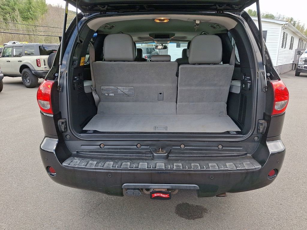 Used 2014 Toyota Sequoia Platinum AWD/4WD image 29