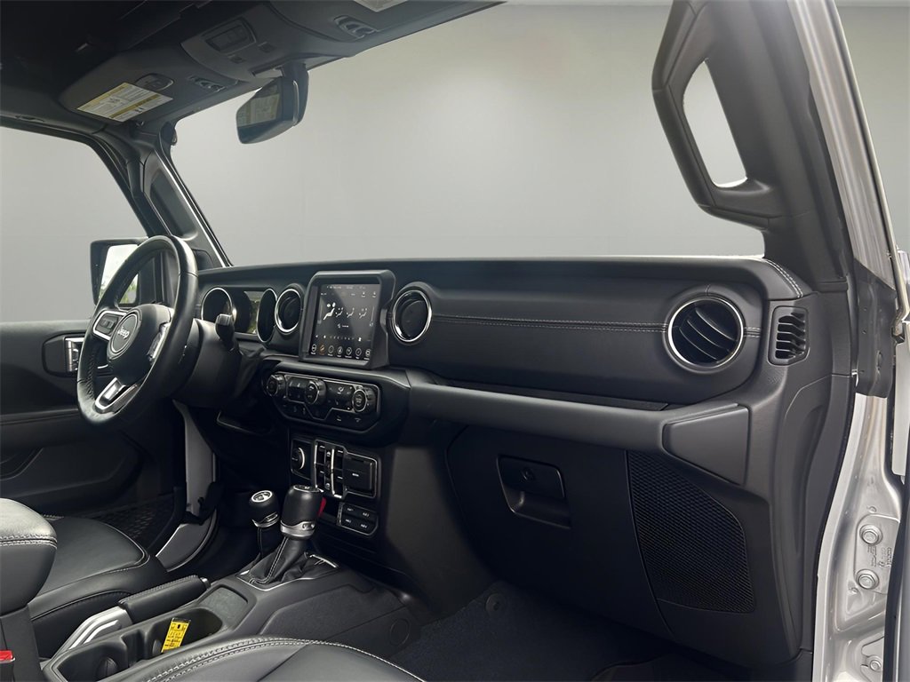 Used 2022 Jeep Gladiator Overland w/ Popular Equipment Package image 14