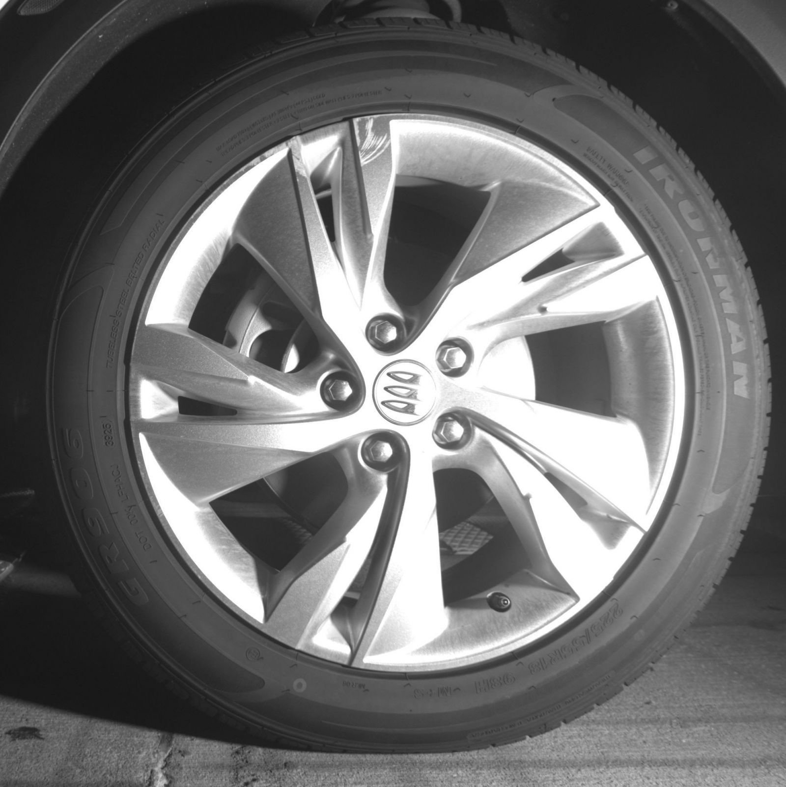 Used 2025 Buick Encore GX Preferred AWD/4WD image 15