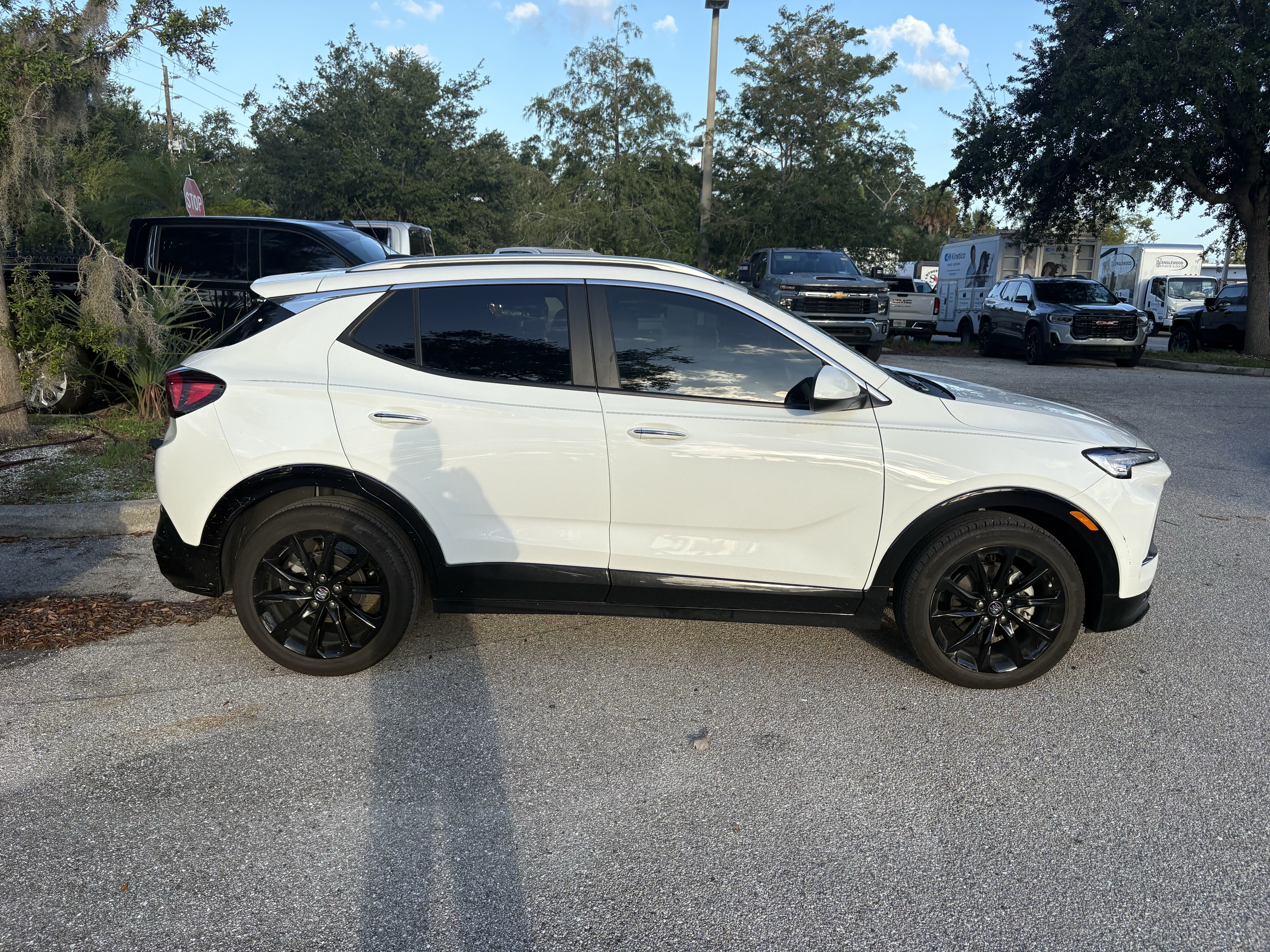 Certified 2024 Buick Encore GX Sport Touring w/ Experience Buick Package FWD image 8