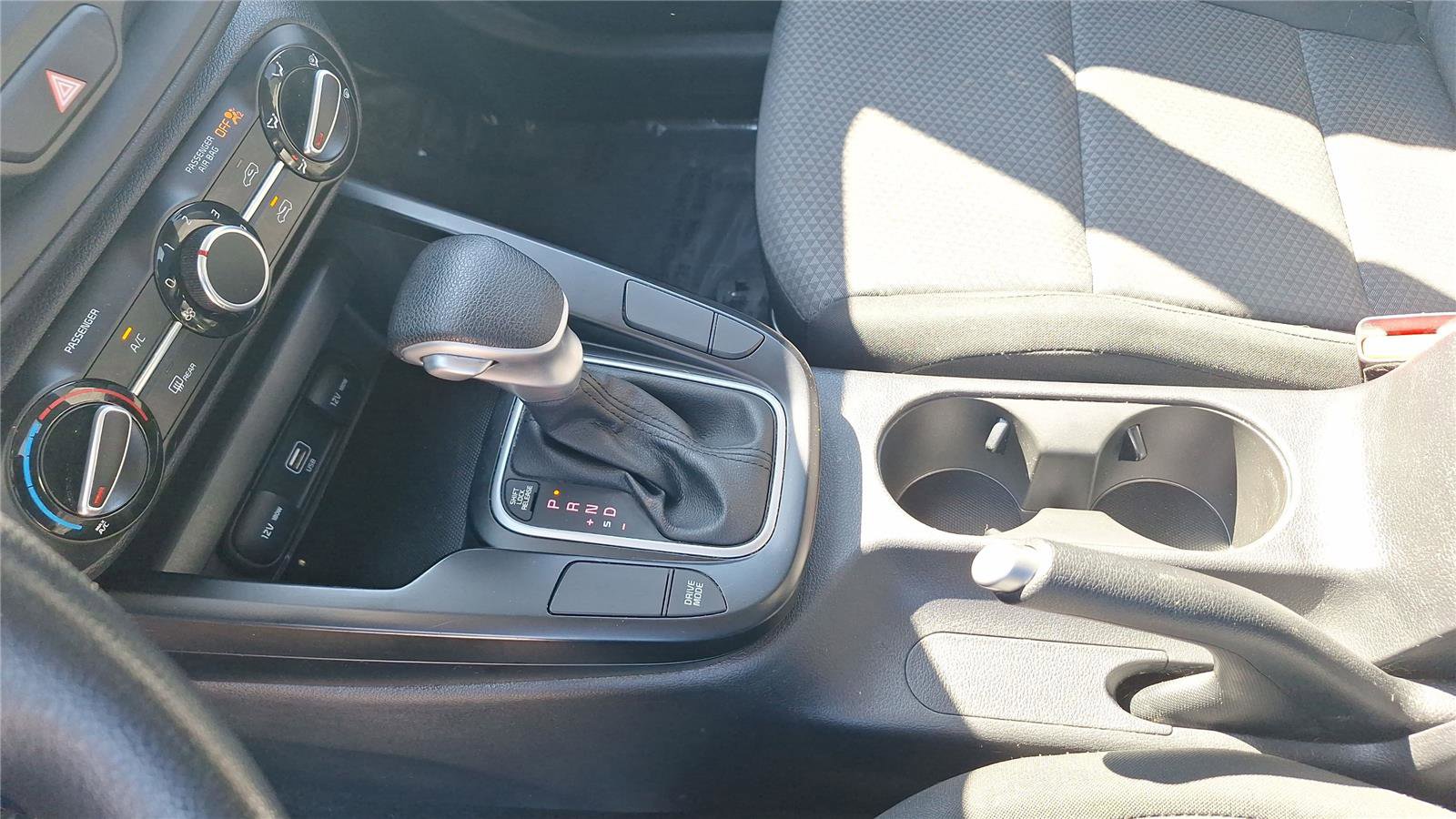 Used 2020 Kia Soul LX image 17