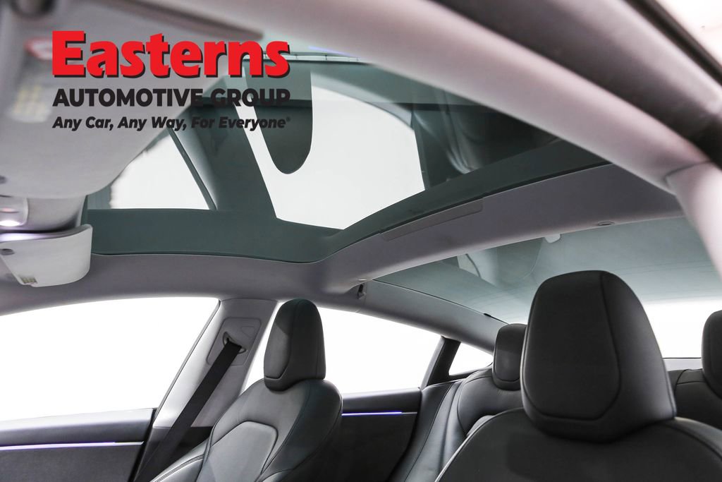 Used 2024 Tesla Model 3 Standard Range image 30