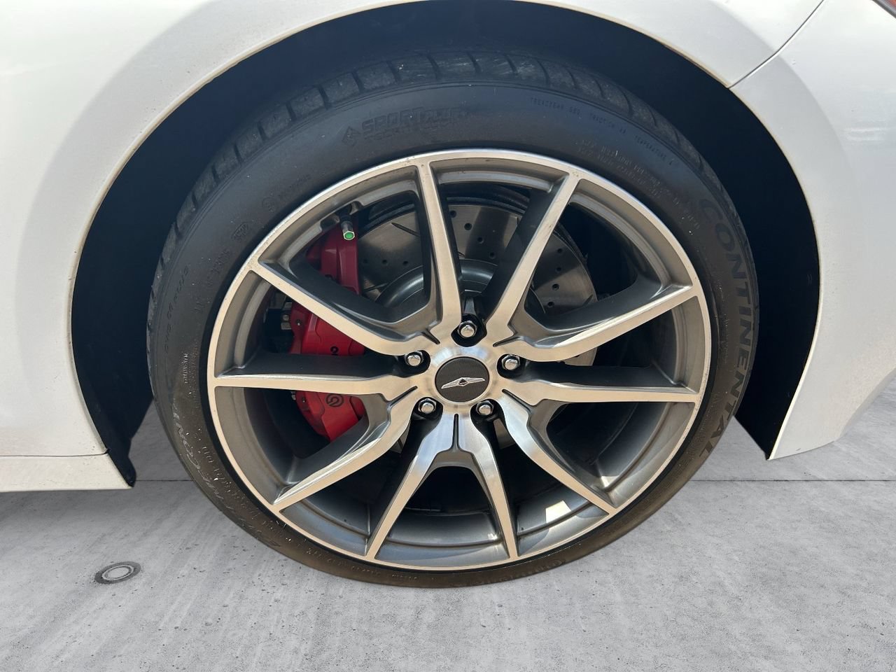 Used 2021 Genesis G70 3.3T RWD image 9