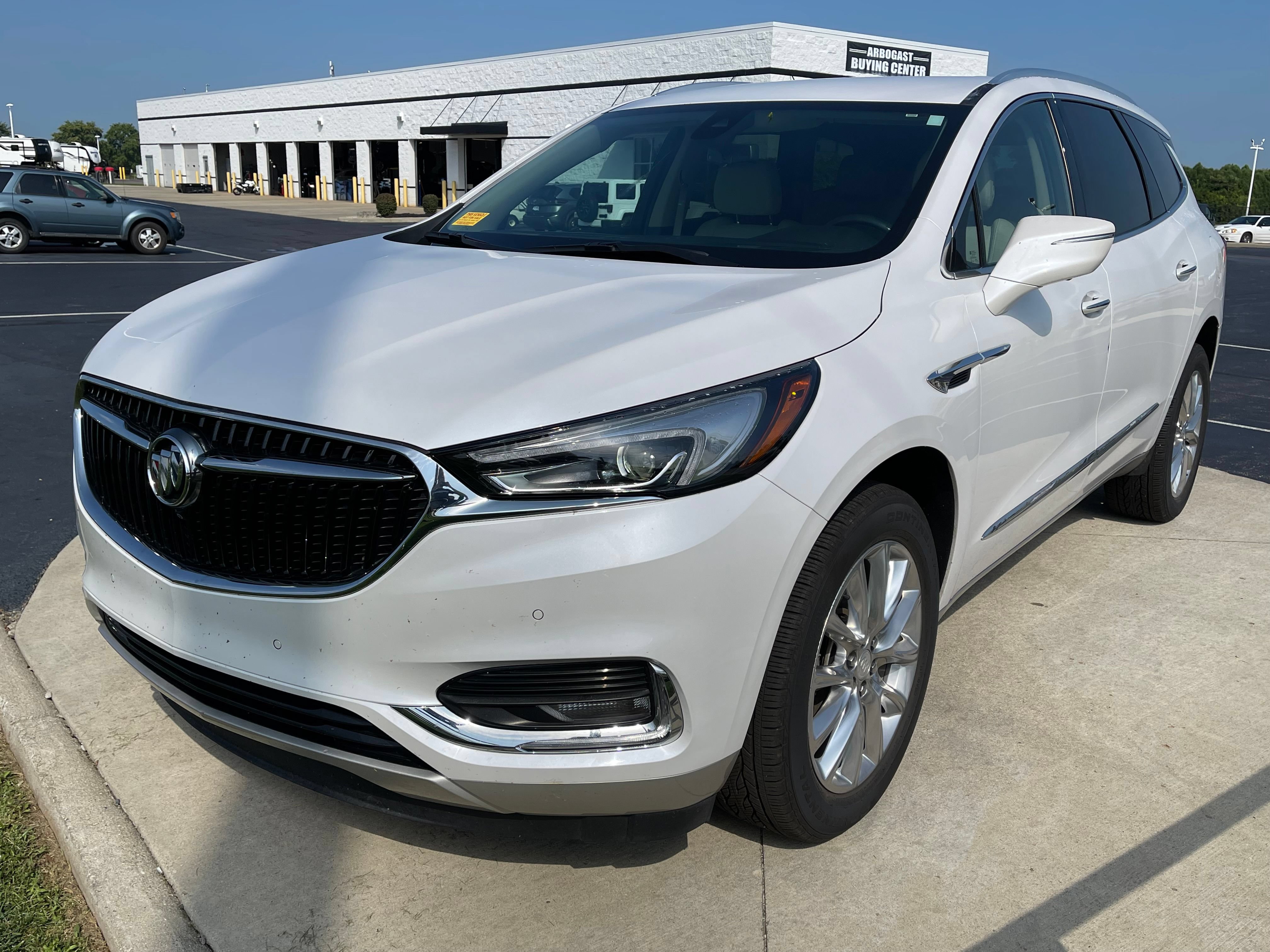 Used 2020 Buick Enclave Premium w/ Surround and Sites Package FWD image 3