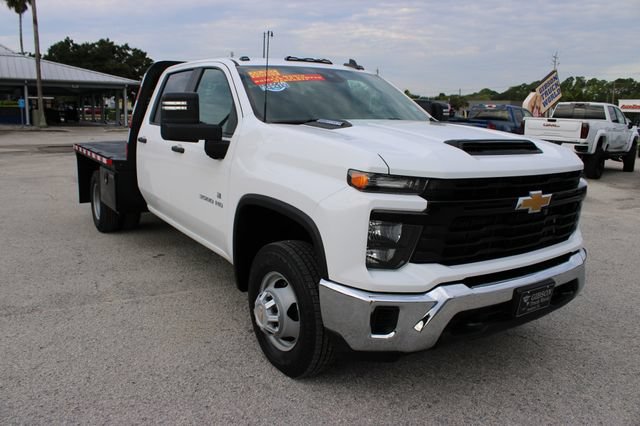 Used 2025 Chevrolet Silverado 3500 W/T w/ WT Convenience Package AWD/4WD image 15