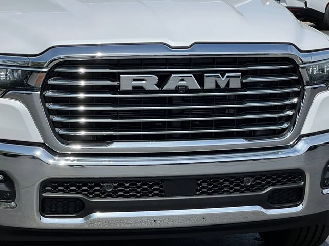 New 2026 RAM 1500 Laramie AWD/4WD image 44