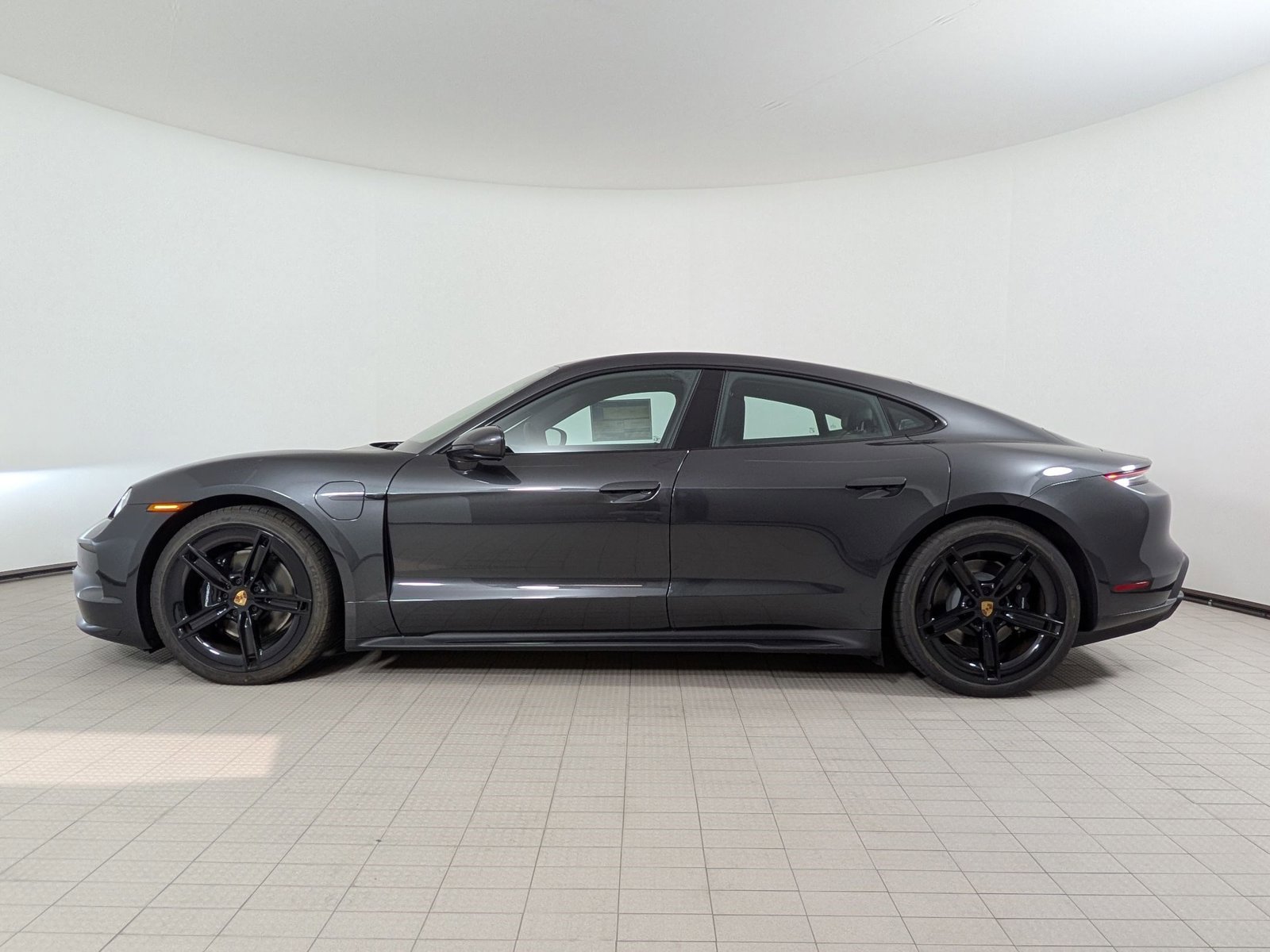 New 2026 Porsche Taycan 4S AWD/4WD image 2