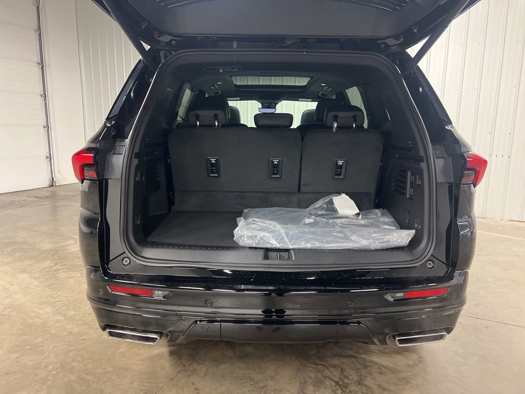 New 2026 Buick Enclave Sport Touring w/ Power Package image 6