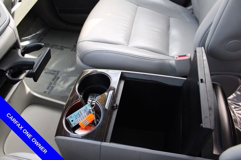 Used 2015 Toyota Sienna XLE image 46