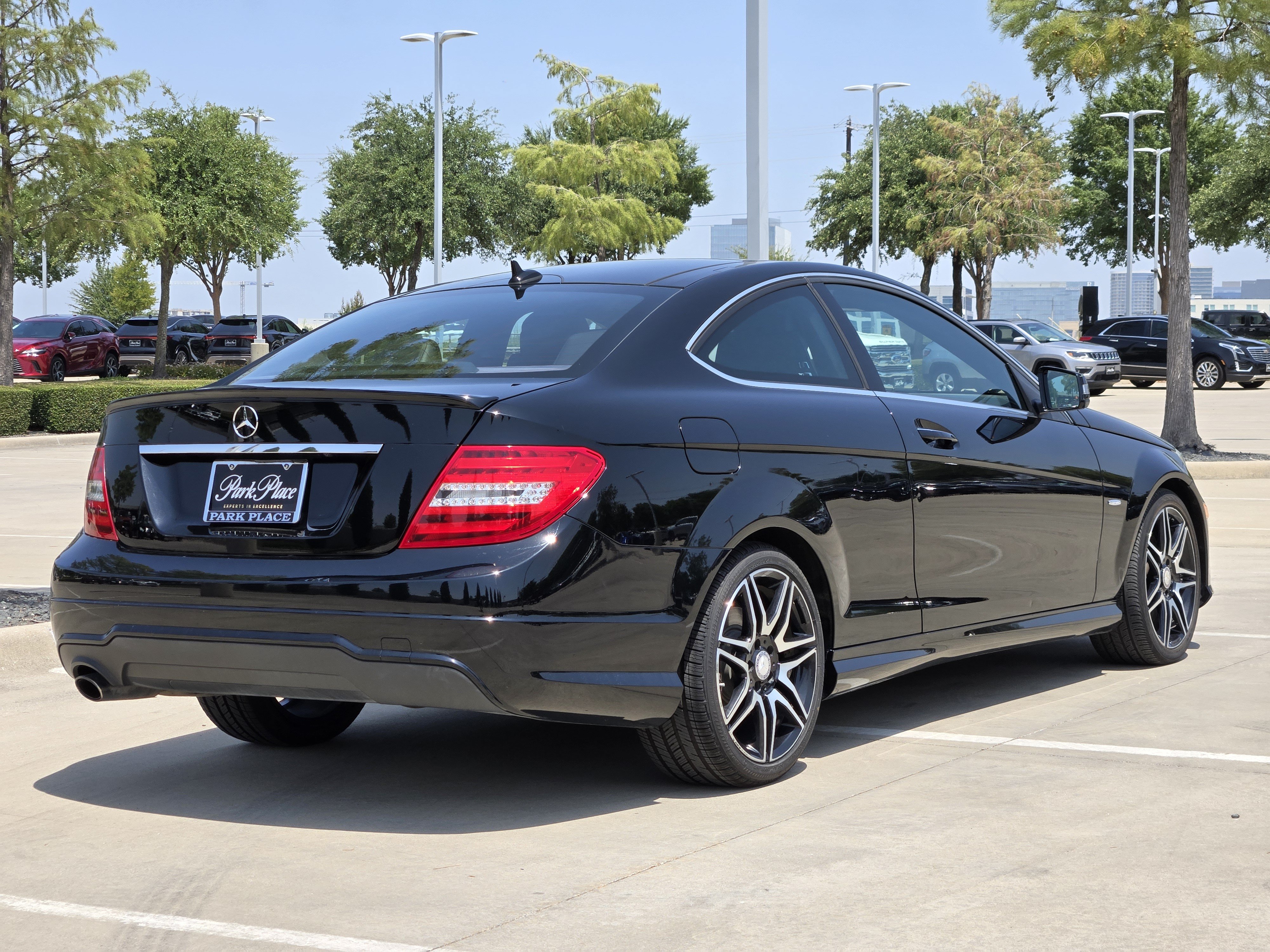 Used 2013 Mercedes-Benz C 250 Coupe image 5