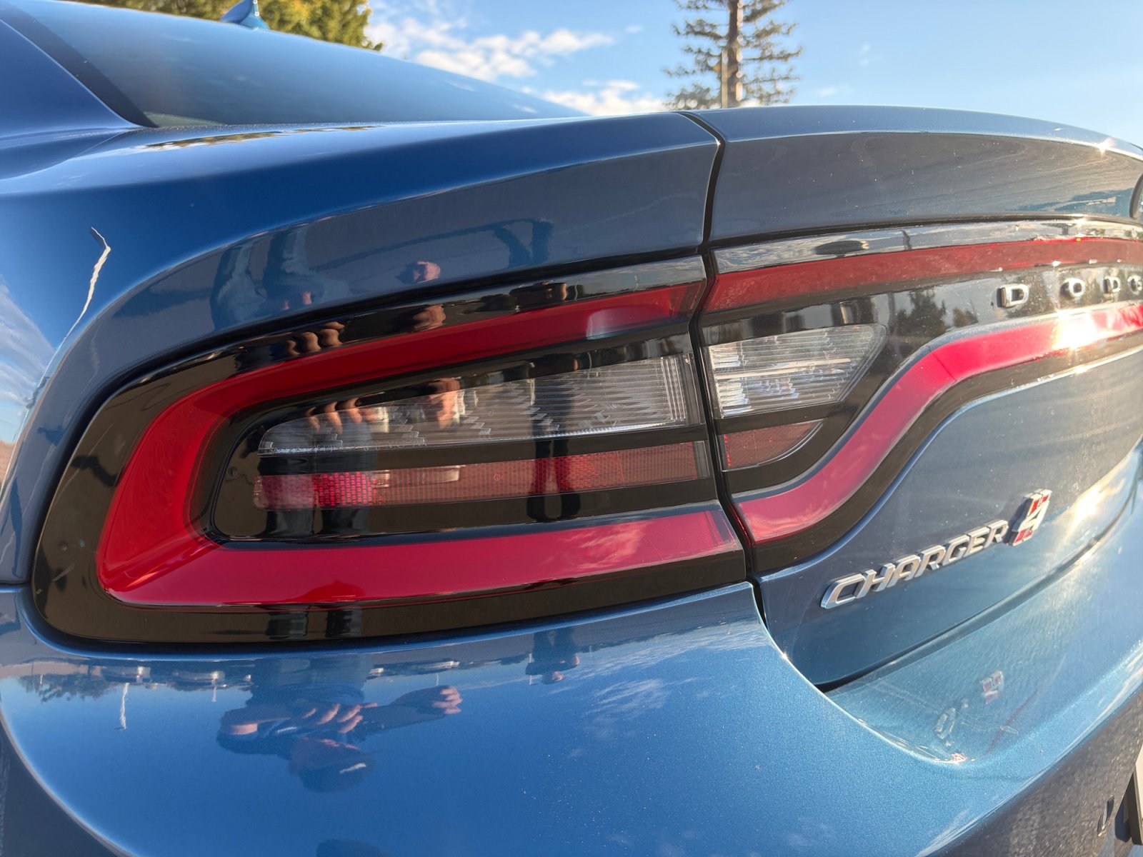 Used 2021 Dodge Charger SXT w/ Navigation & Travel Group AWD/4WD image 28