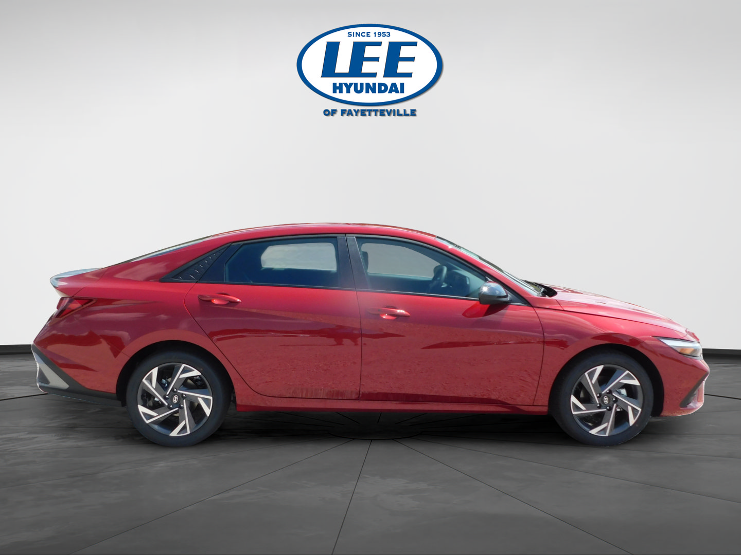 Certified 2025 Hyundai Elantra Sport FWD image 2