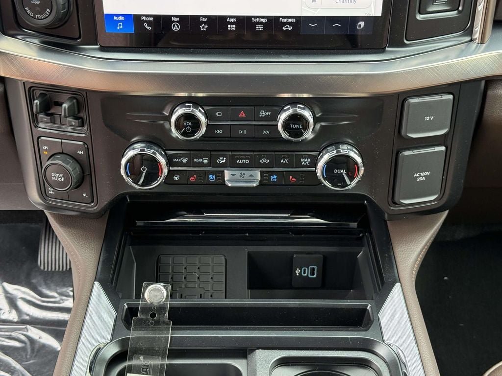 New 2026 Ford F250 King Ranch w/ Chrome Package AWD/4WD image 15