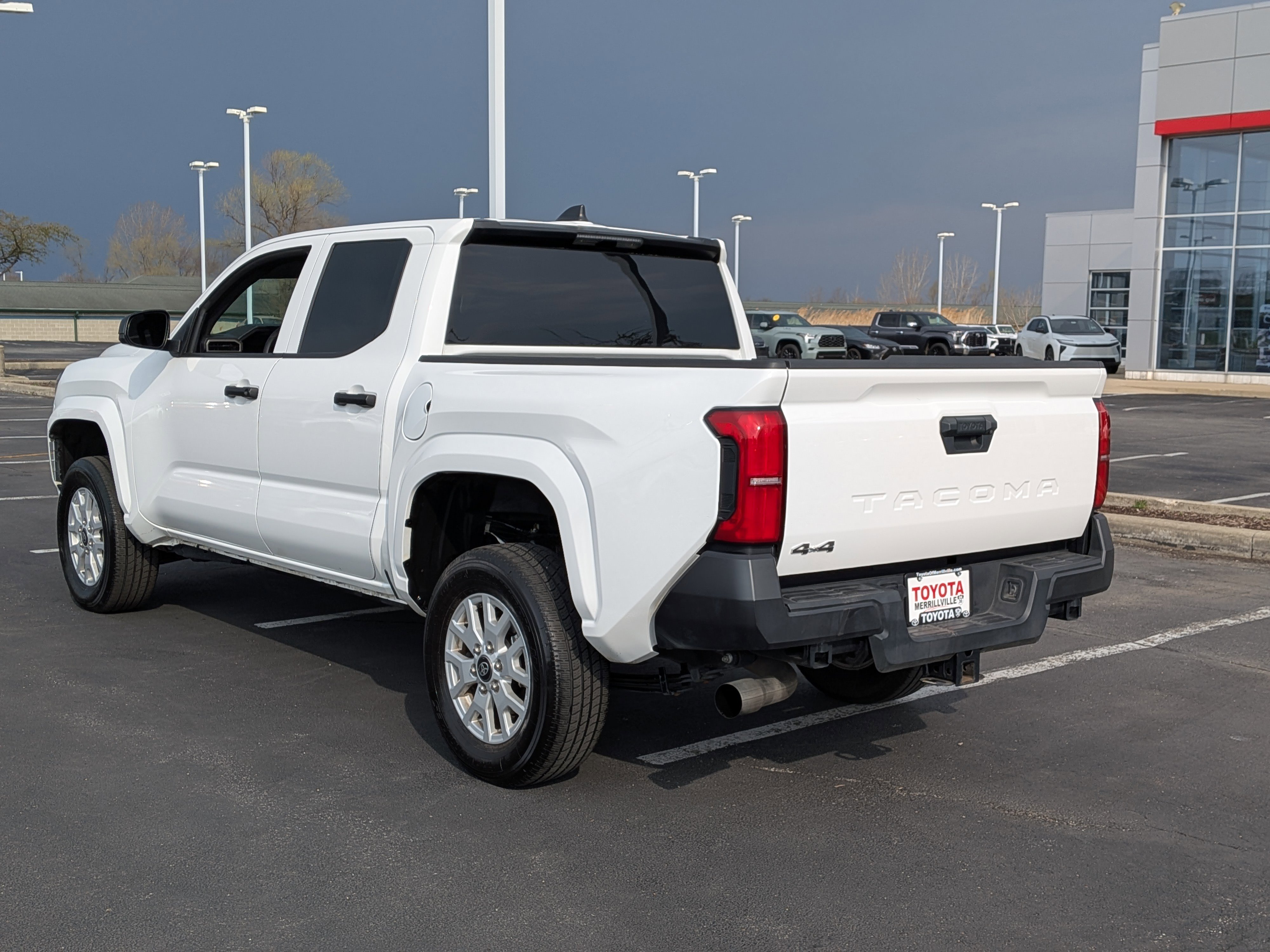 Used 2025 Toyota Tacoma SR image 5