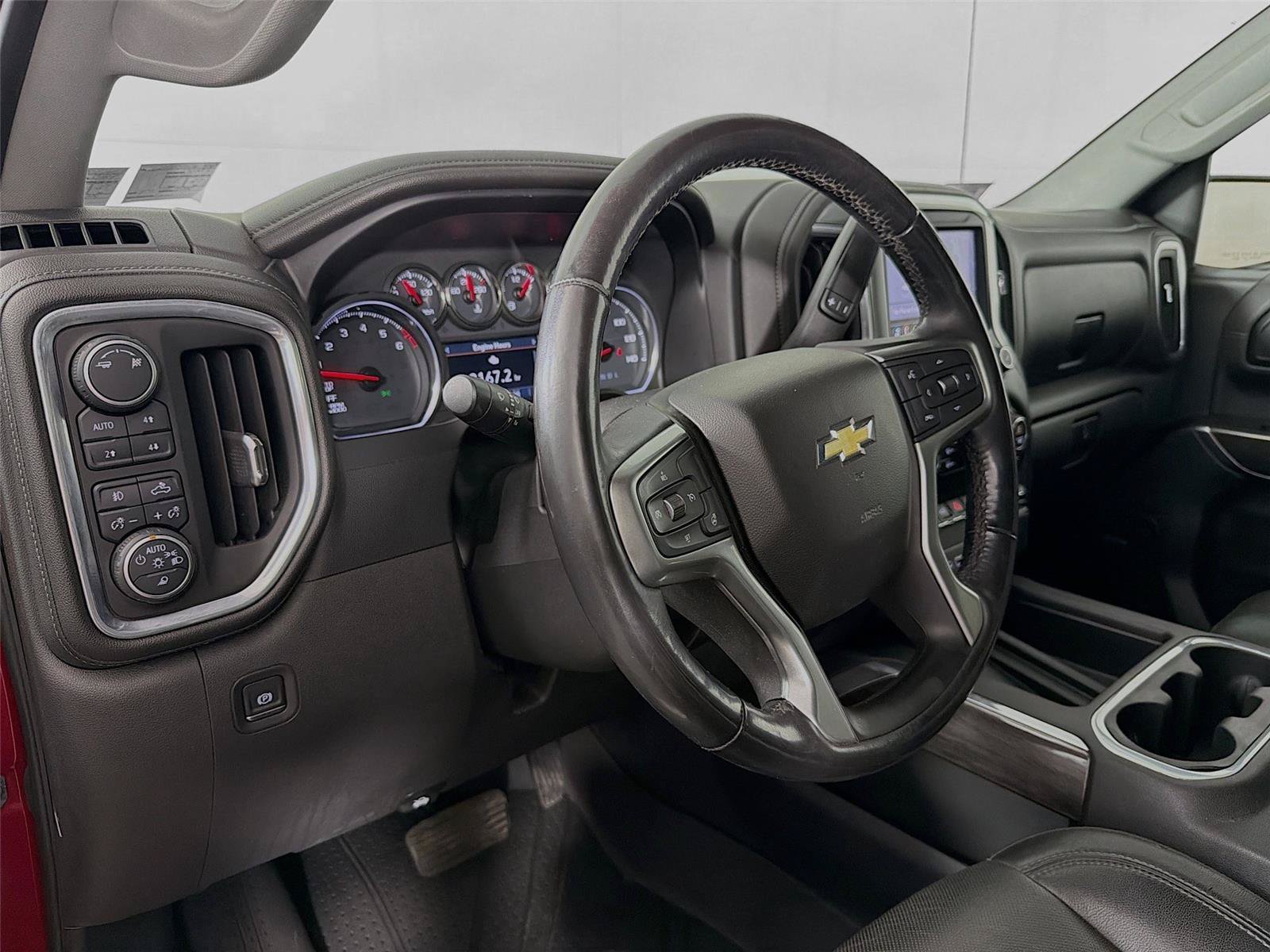 Used 2019 Chevrolet Silverado 1500 LTZ w/ LTZ Convenience Package AWD/4WD image 16