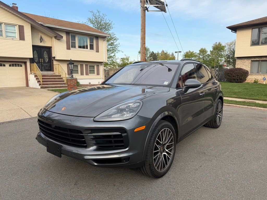 Used 2022 Porsche Cayenne S Platinum AWD/4WD image 3
