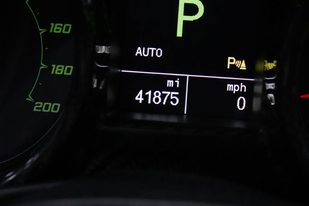 Used 2017 Maserati GranTurismo MC image 19