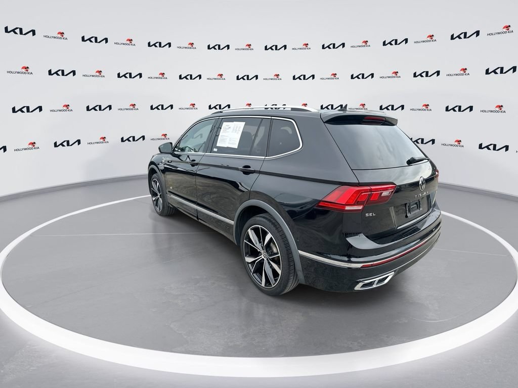 Used 2022 Volkswagen Tiguan SEL R-Line AWD/4WD image 6