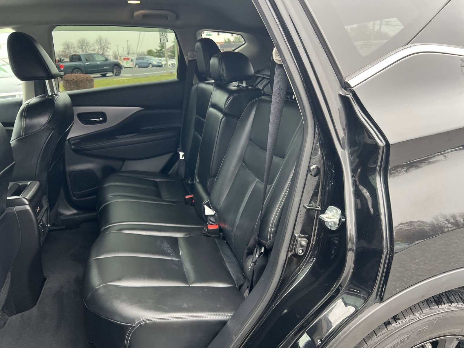 Used 2022 Nissan Murano SV w/ SV Midnight Edition Package image 23