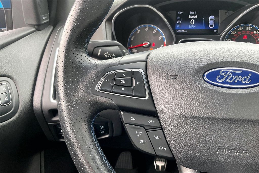 Used 2017 Ford Focus RS AWD/4WD image 17