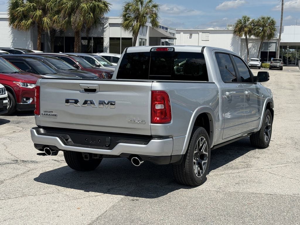 Used 2026 RAM 1500 Laramie AWD/4WD image 5