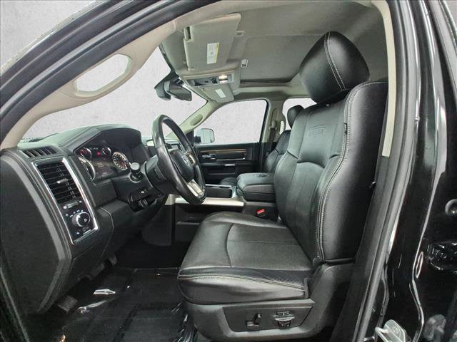 Used 2018 RAM 1500 Laramie w/ Convenience Group AWD/4WD image 17