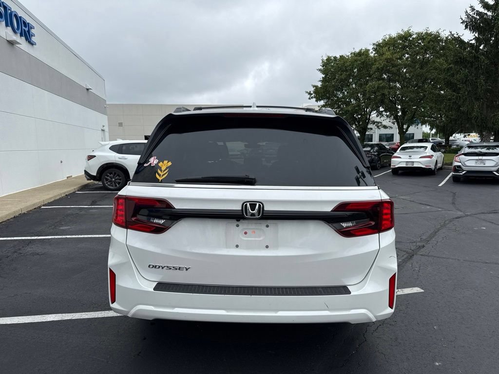 Used 2025 Honda Odyssey EX-L image 9