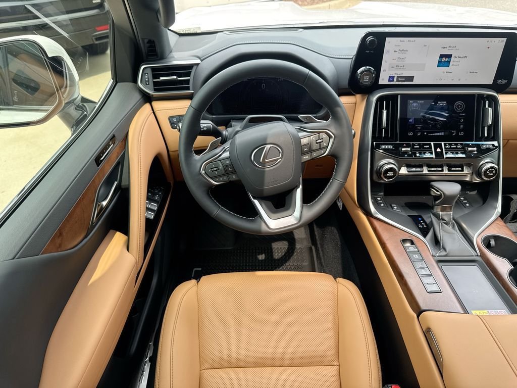 New 2026 Lexus LX 600 4WD w/ Interior Upgrade Package image 11