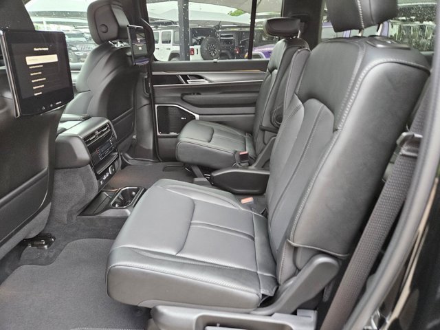New 2026 Jeep Grand Wagoneer L Limited AWD/4WD image 12