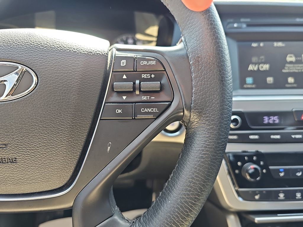 Used 2017 Hyundai Sonata Sport w/ Value Edition Package 02 FWD image 22