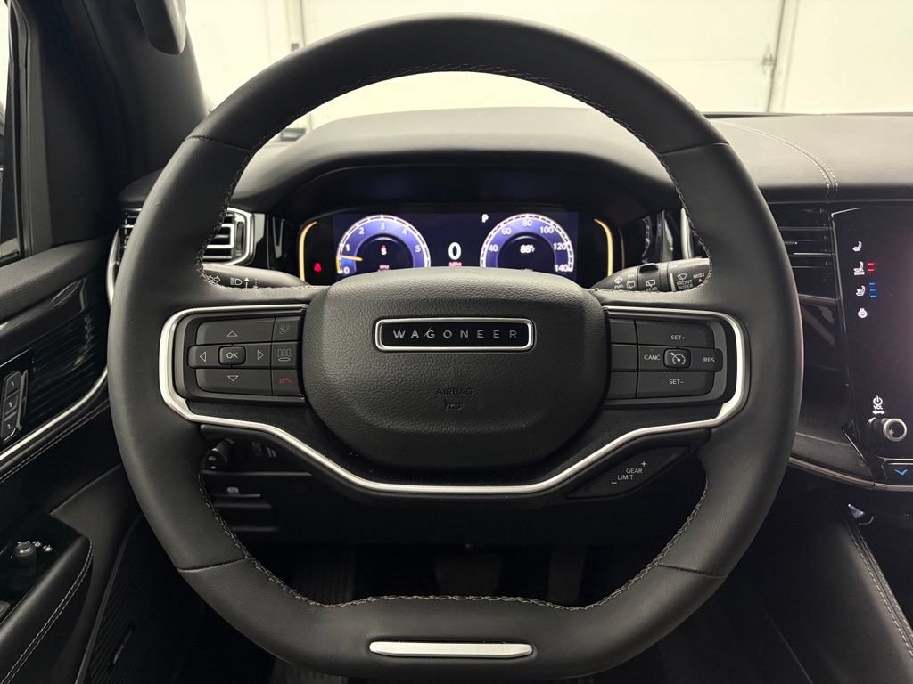 Used 2023 Jeep Wagoneer 4WD image 19