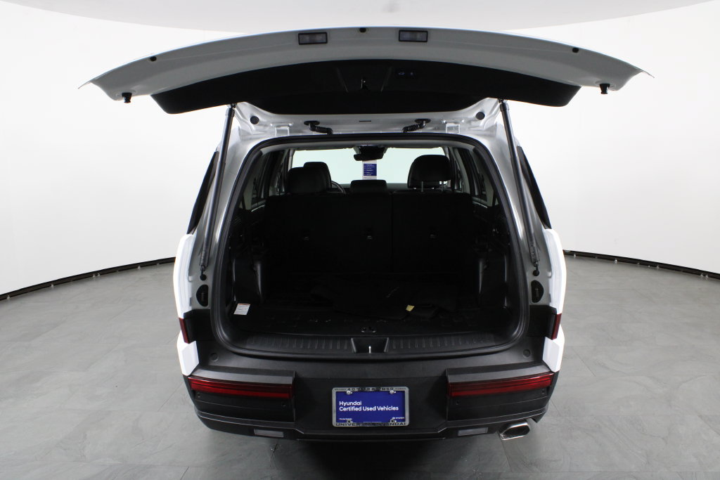 Certified 2026 Hyundai Santa Fe SEL FWD image 16