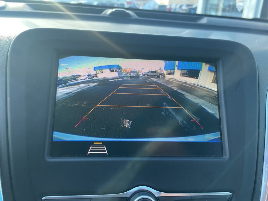 Used 2020 Chevrolet Equinox LT w/ Driver Convenience Package image 34