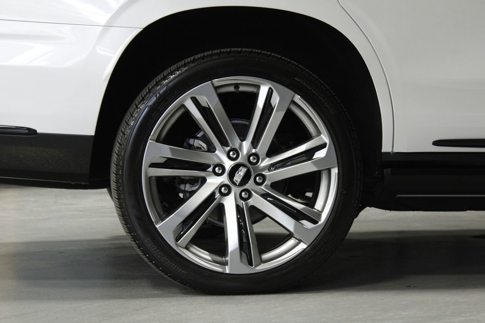 Used 2025 Cadillac Escalade Sport Platinum AWD/4WD image 4
