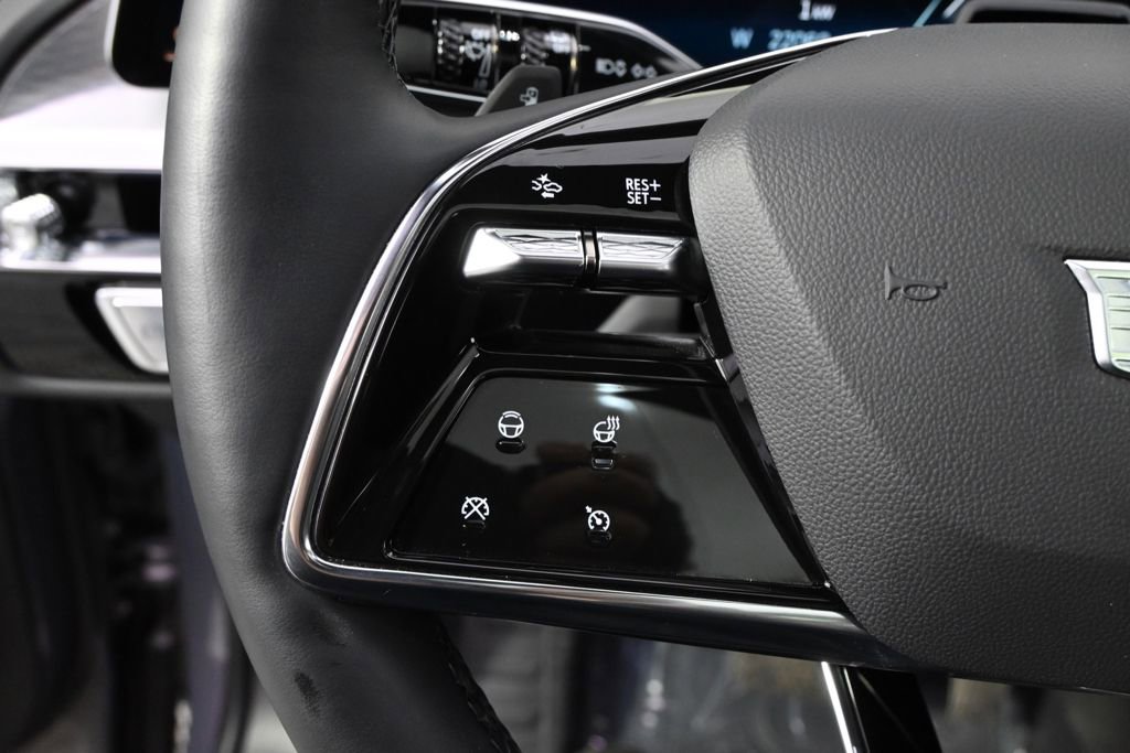 Certified 2025 Cadillac Lyriq Luxury w/ LPO, Floor Liner Package image 33