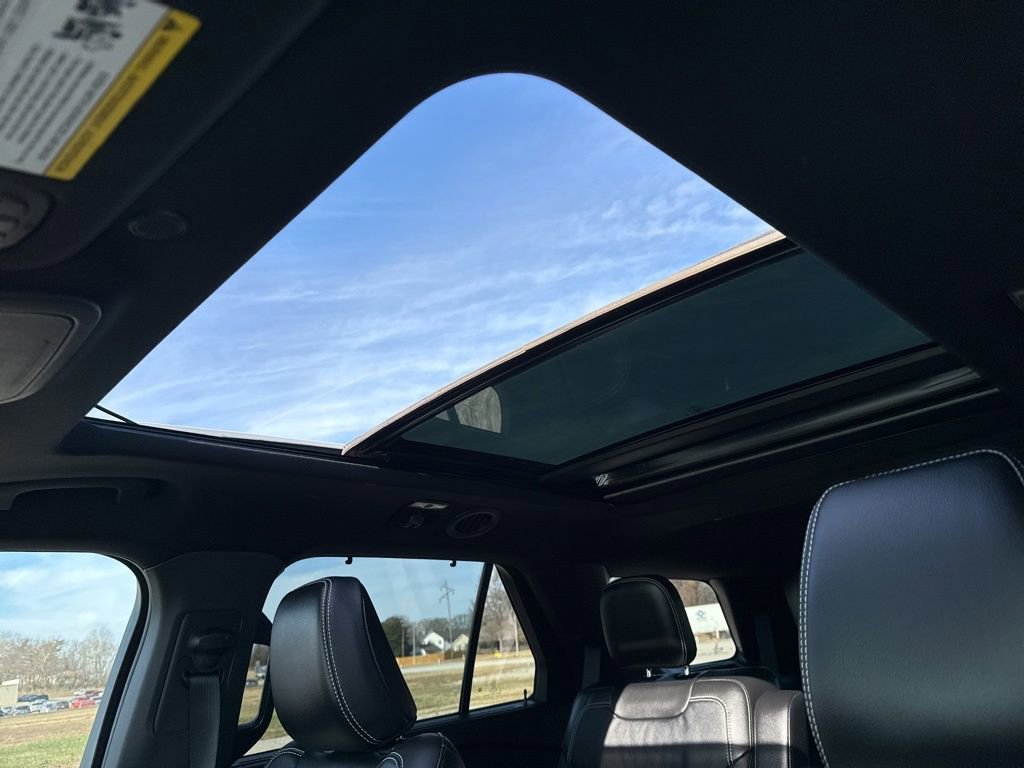 Used 2023 Ford Explorer ST w/ Equipment Group 401A image 27