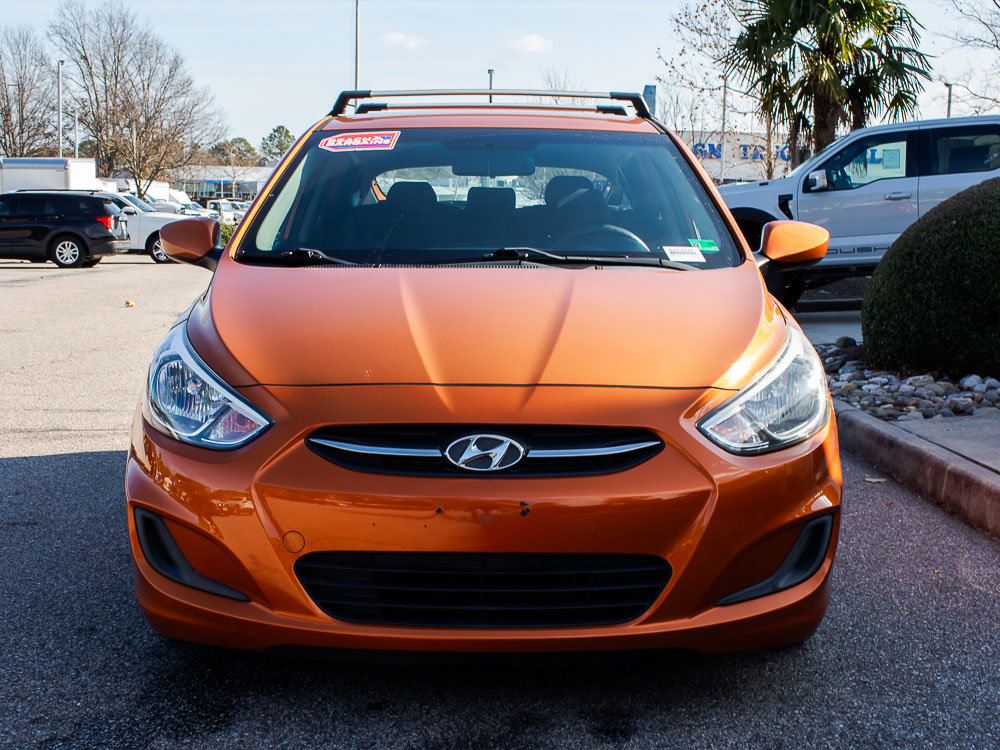 Used 2015 Hyundai Accent GS image 2