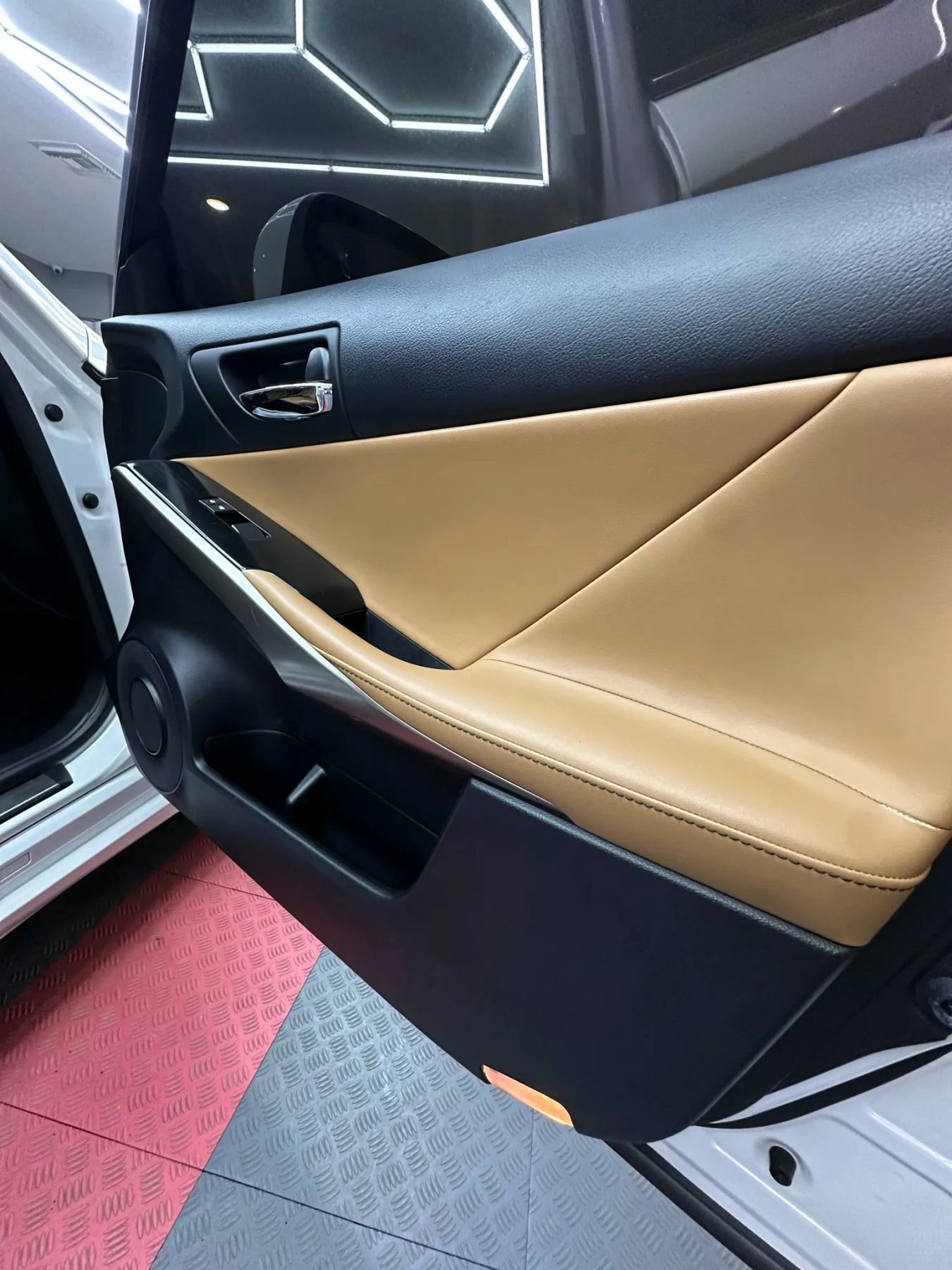 Used 2014 Lexus IS 250 w/ Premium Package image 30