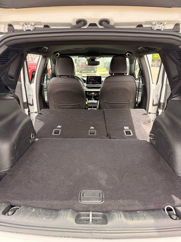 Used 2025 Jeep Compass Limited AWD/4WD image 27
