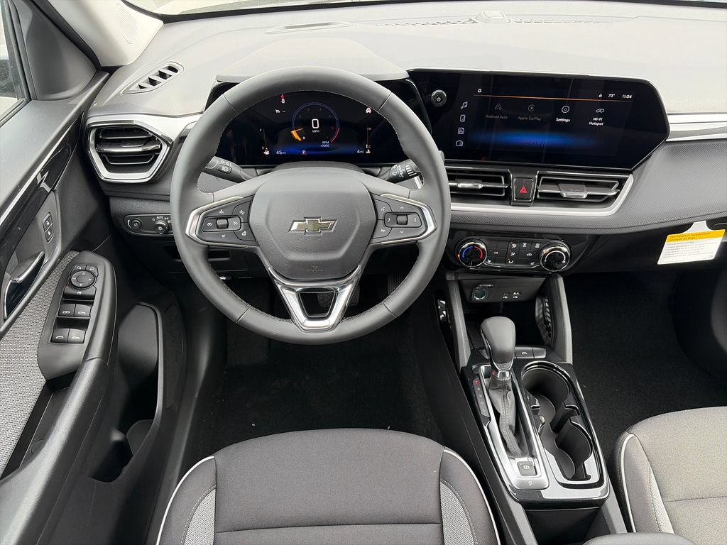 New 2026 Chevrolet TrailBlazer LT w/ Midnight Edition FWD image 11