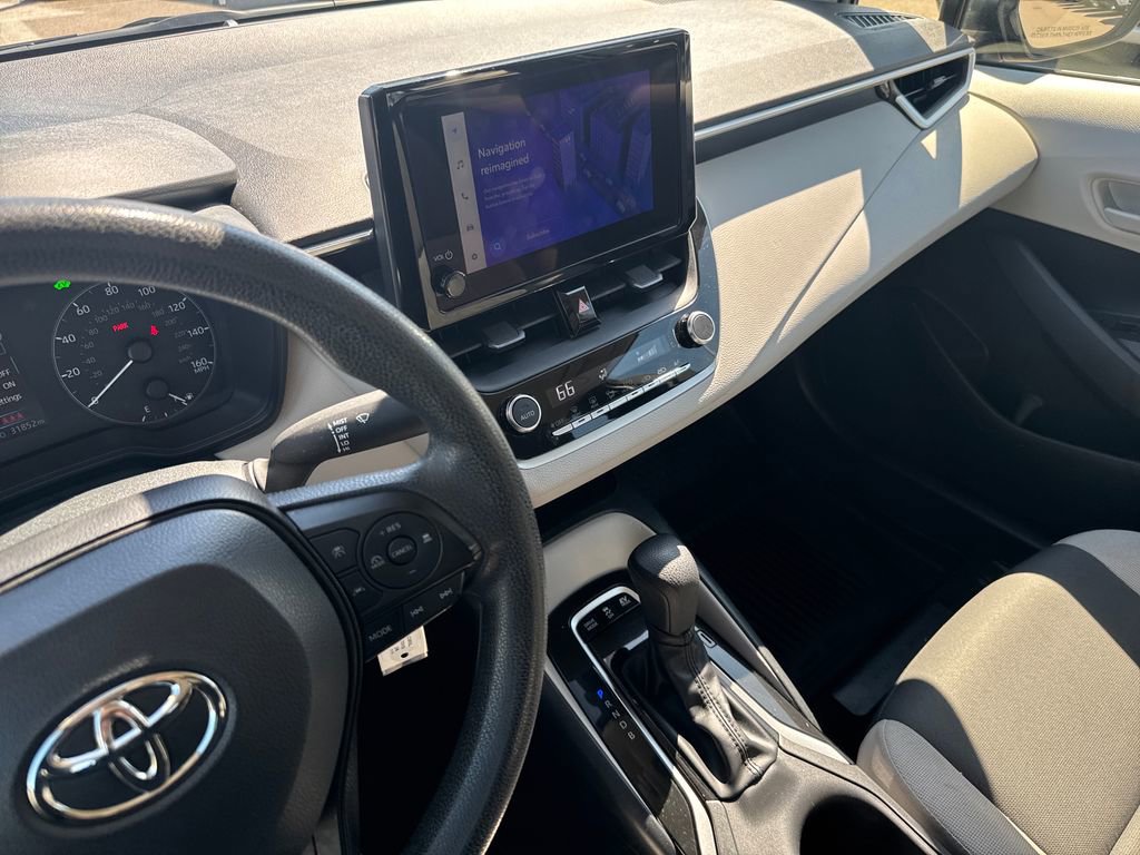 Used 2024 Toyota Corolla LE image 20