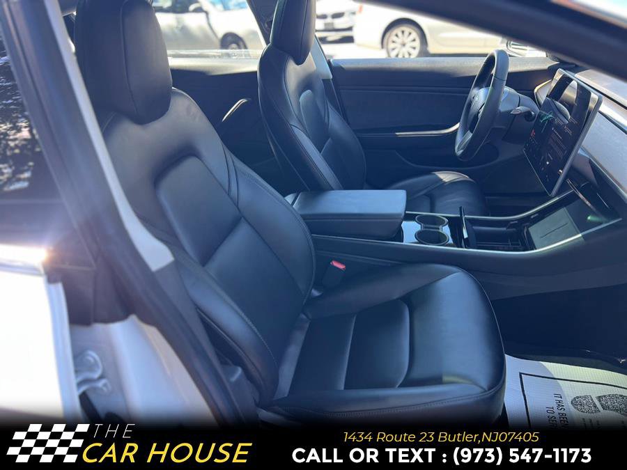 Used 2019 Tesla Model 3 Standard Range Plus image 23