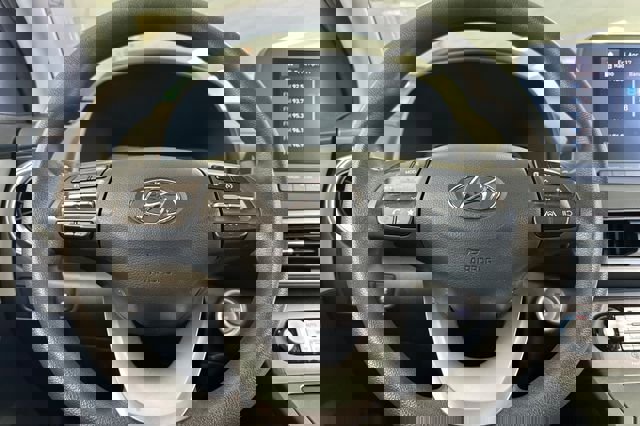 Used 2023 Hyundai Kona SE FWD image 26