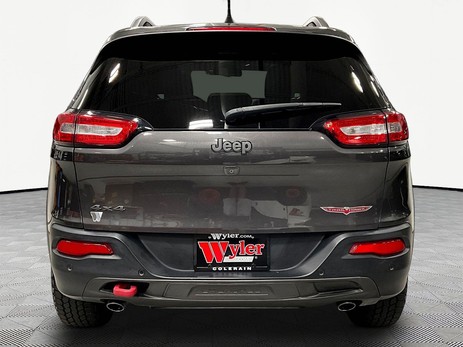 Used 2018 Jeep Cherokee Trailhawk w/ Comfort/Convenience Group AWD/4WD image 5