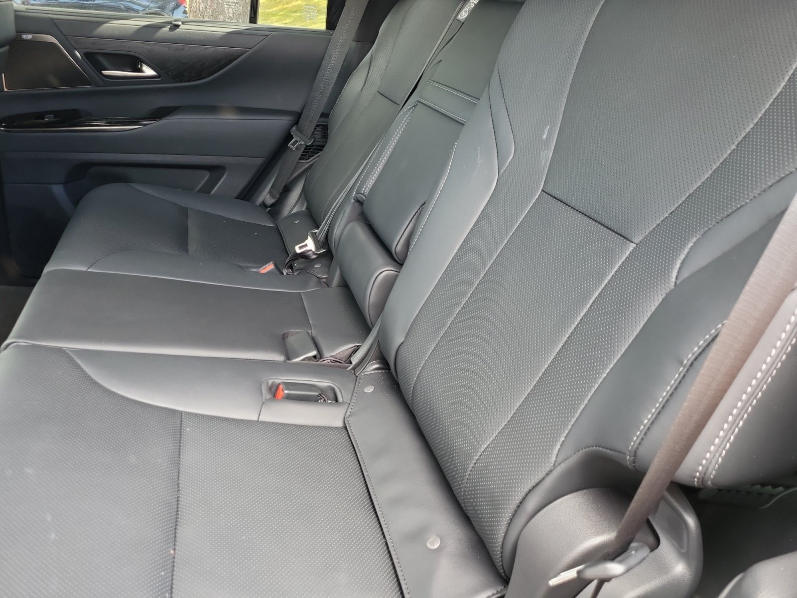 New 2026 Lexus LX 700h Luxury w/ Appearance Package AWD/4WD image 22