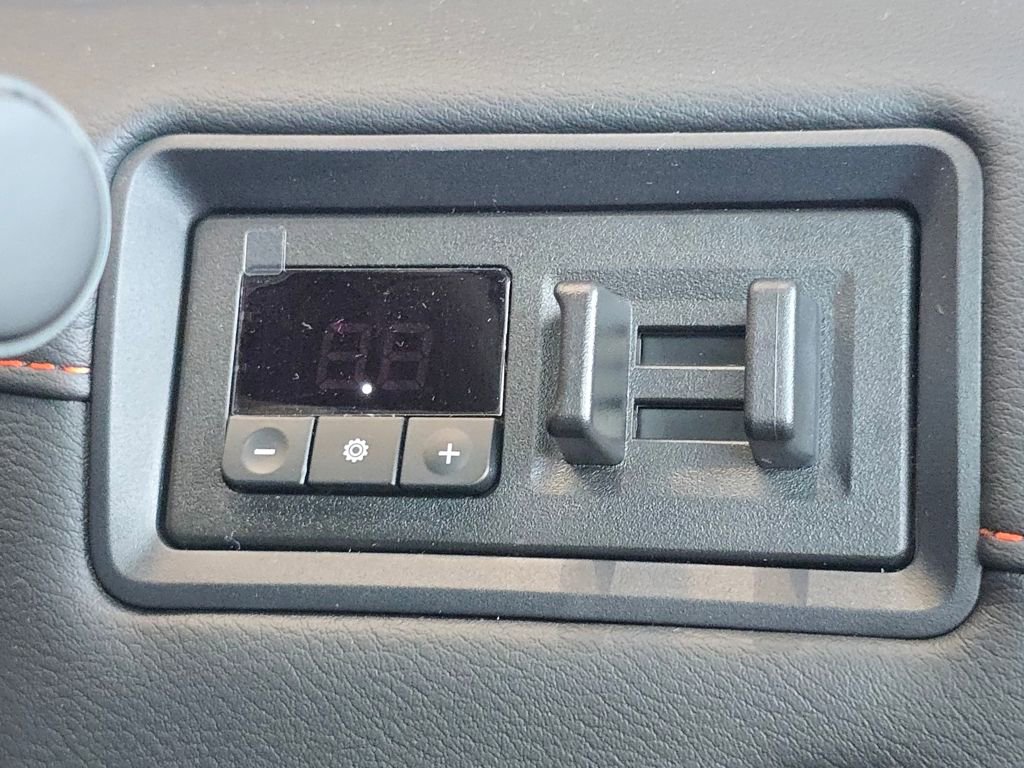 New 2025 Nissan Armada PRO-4X w/ Pro-4X Premium Package image 8