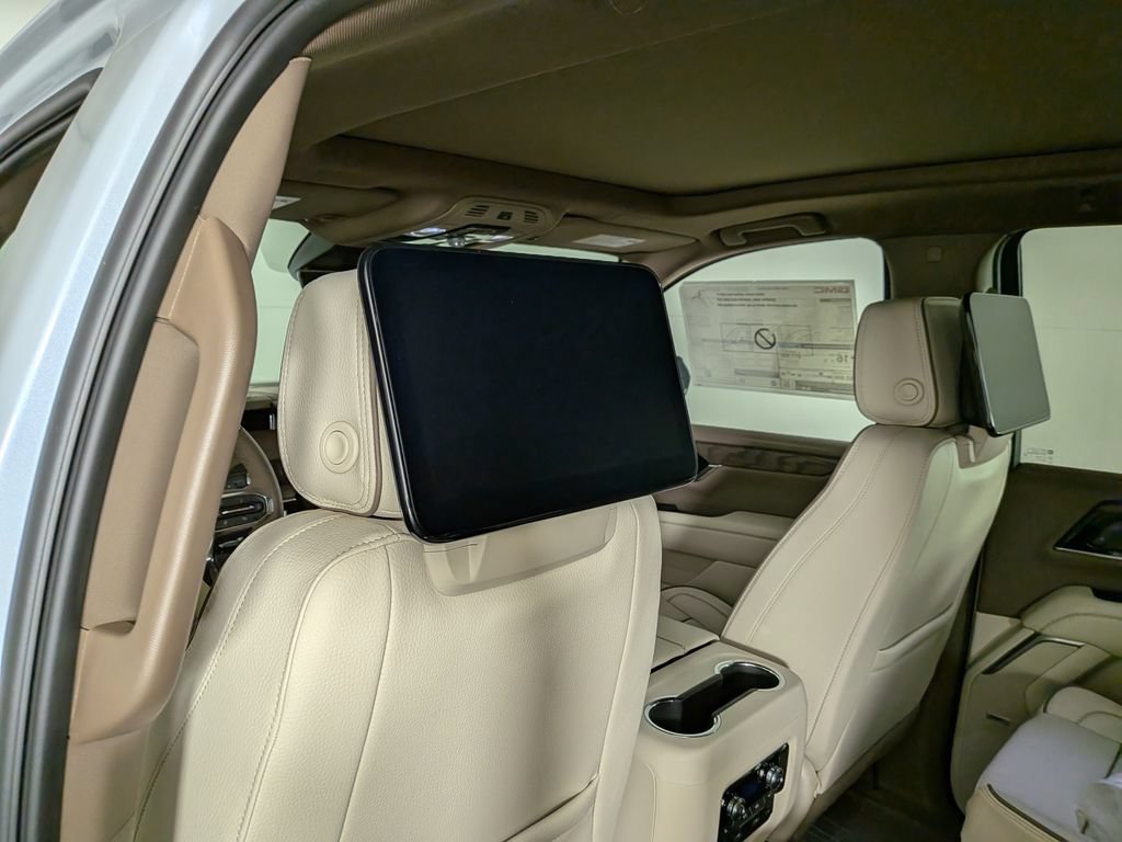 New 2026 GMC Yukon Denali AWD/4WD image 32