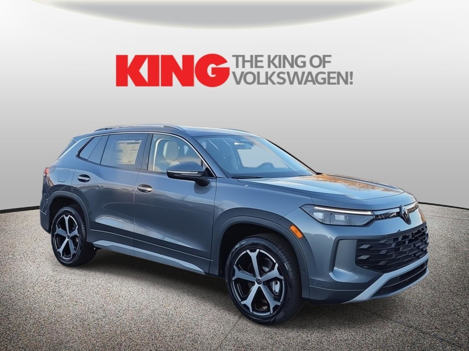 New 2026 Volkswagen Tiguan SE video 1