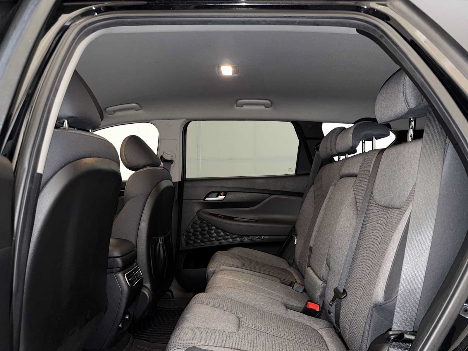 Used 2023 Hyundai Santa Fe SEL AWD/4WD image 20